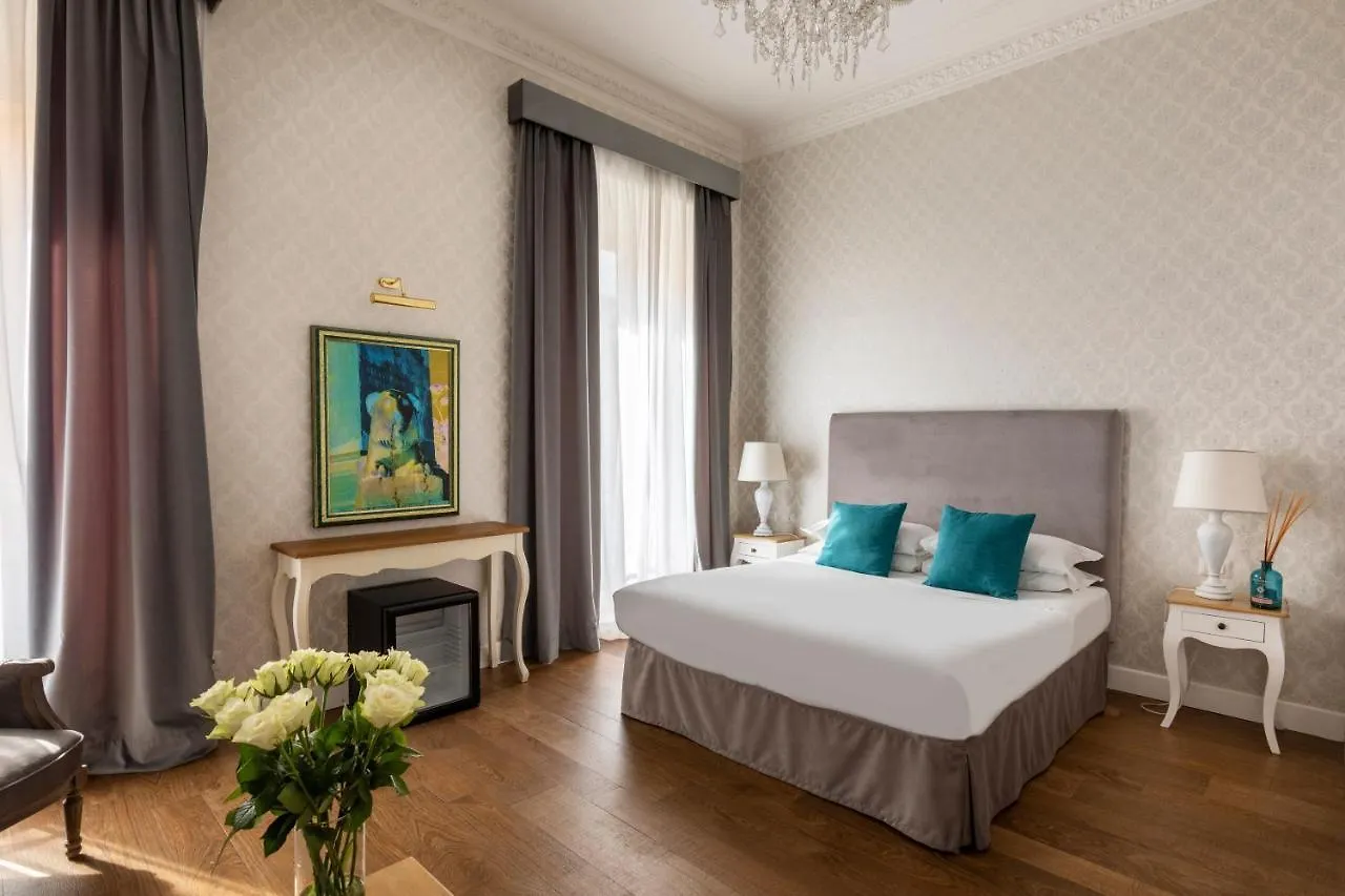 Spagna Art & Suites - Ca Domus Collection Roma 2*,