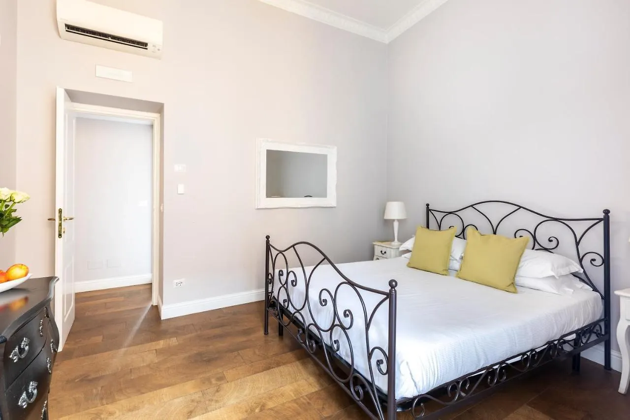Casa de hóspedes Spagna Art & Suites - Ca Domus Collection Roma