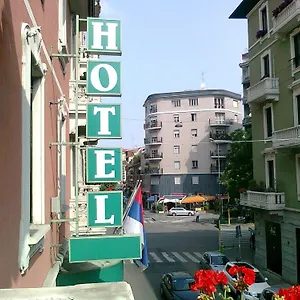 Losanna Hotel Milán