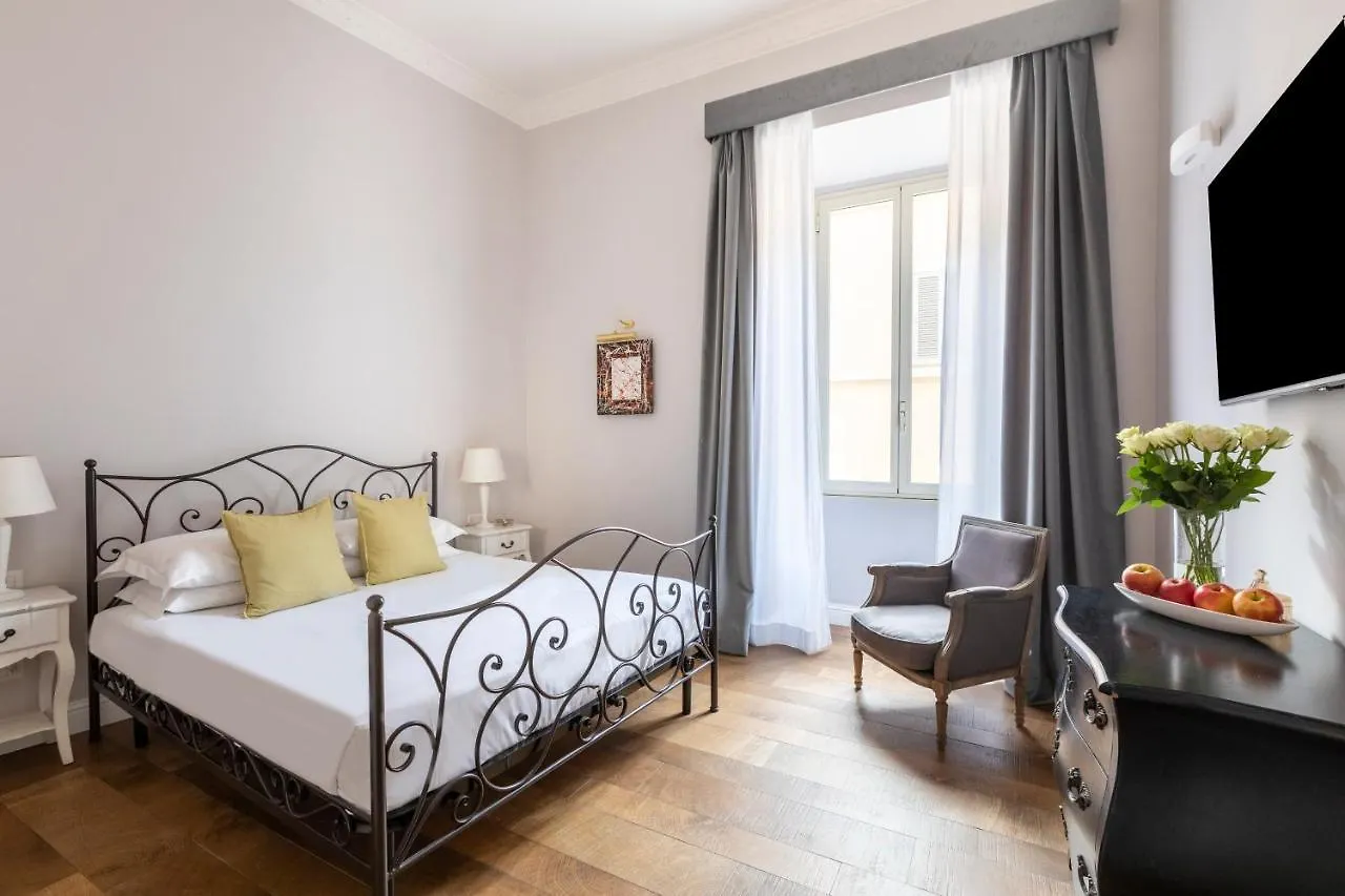 Spagna Art & Suites - Ca Domus Collection Roma 2*,  Italia